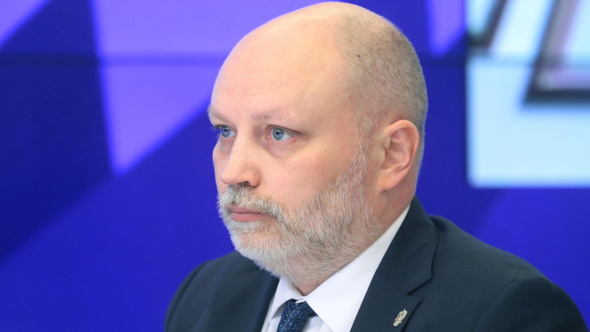Саммит на Аляске загнал Зеленского в угол, заявил Рогов